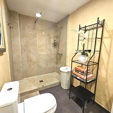 Appartement Pass The Keys Original In Strategic Area