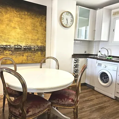 Pass The Keys Original In Strategic Area Appartement *